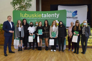 Lubuskie Talenty - jedna z nagrodzonych grup uczniów 