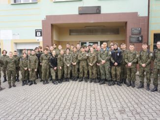 Uczniowie ZSP nr 5 spotkali się z przedstawicielami WKU w Żaganiu