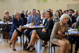 W konferencji uczestniczyli Lubuski Kurator Oświaty i przedstawiciele Zarządu Powiatu Nowosolskiego