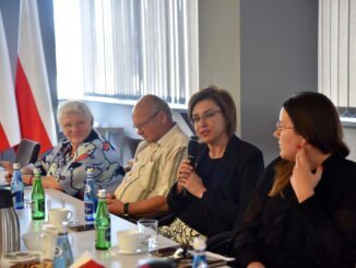 Reprezentanci Rady Seniorów Powiatu Nowosolskiego podczas spotkania w LUW