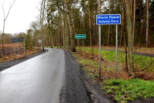 Powiat przejmie 2 km drogi relacji Niedoradz - Zatonie, która niedawno została wyremontowana 